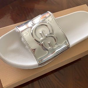 Ugg Royal Graphic Metallic Slide